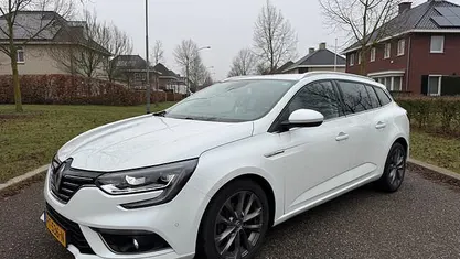 Occasion Renault Mégane GrandTour Signature 110 PK (80 kW) 2017 Stationwagen