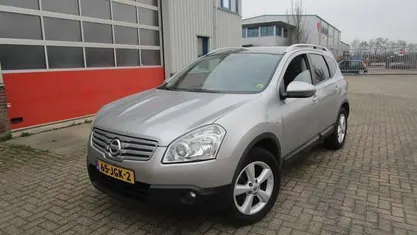 Grijs Gebruikt 2009 Nissan Qashqai +2 SUV | € 3.750 (Eerlijke prijs)