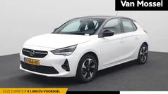 Wit Gebruikt 2023 Opel Corsa-e Hatchback | € 18.740 (Eerlijke prijs)