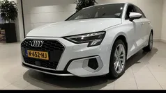 Wit Gebruikt 2020 Audi A3 Sportback Business Hatchback | € 23.400 (Eerlijke prijs)
