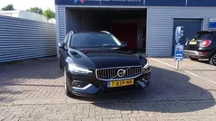 Zwart Gebruikt 2023 Volvo V60 Stationwagen | € 36.950 (Goede deal)
