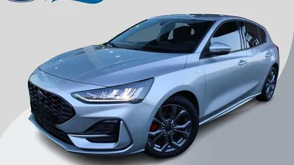 Gebruikt 2022 Ford Focus ST-Line Hatchback | € 21.900 (Eerlijke prijs)