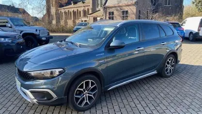 Occasion Fiat Tipo Cross 99 PK (72 kW) 2022 Blauw Stationwagen