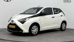 Wit Gebruikt 2020 Toyota Aygo Hatchback | € 9.480 (Eerlijke prijs)