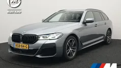 Grijs Gebruikt 2021 BMW 530e M Sport Stationwagen | € 36.840 (Goede deal)