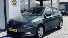 Grijs Gebruikt 2017 Skoda Fabia Ambition Hatchback | € 9.745 (Eerlijke prijs)