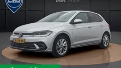 Grijs Gebruikt 2023 VW Polo Style Hatchback | € 19.950 (Eerlijke prijs)