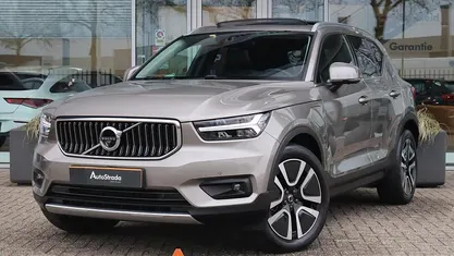 Grijs Occasion 2021 Volvo XC40 Inscription SUV | € 28.900 (Goede deal)
