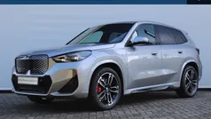 Spacesilber (zilver metallic) Gebruikt 2024 BMW iX1 Comfort Edition SUV | € 47.850 (Eerlijke prijs)