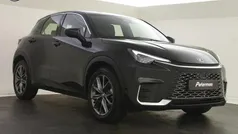 Zwart, metallic lak Gebruikt 2024 Lexus LBX SUV | € 37.899 (Eerlijke prijs)
