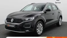 Zwart Gebruikt 2018 VW T-Roc Style SUV | € 22.500 (Eerlijke prijs)
