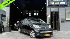 Zwart Gebruikt 2011 Peugeot 107 Hatchback | € 3.744 (Eerlijke prijs)