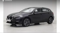 Zwart Gebruikt 2020 BMW 118 Executive Hatchback | € 22.895 (Eerlijke prijs)