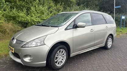 Beige Gebruikt 2007 Mitsubishi Grandis MPV | € 3.749 (Eerlijke prijs)