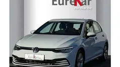 Gebruikt 2021 VW Golf VIII Life Sedan | € 20.990 (Goede deal)