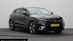 Zwart Gebruikt 2024 Renault Mégane Evolution Hatchback | € 27.940 (Goede deal)