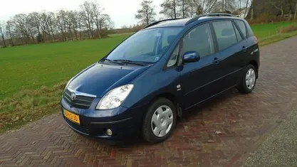 Blauw Occasion 2003 Toyota Corolla Verso Sol MPV | € 2.950 (Eerlijke prijs)