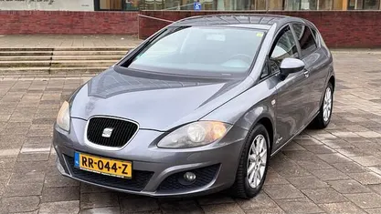 Grijs (metallic) Gebruikt 2012 Seat Leon Ecomotive Hatchback | € 3.950 (Eerlijke prijs)