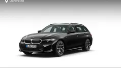 Gebruikt 2025 BMW 330e Comfort Edition Stationwagen | € 71.895 (Goede deal)