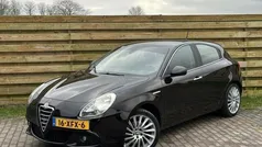 Zwart Gebruikt 2012 Alfa Romeo Giulietta Hatchback | € 4.995 (Goede deal)