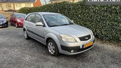 Occasion 2009 Kia Rio Hatchback | € 2.745 (Eerlijke prijs)