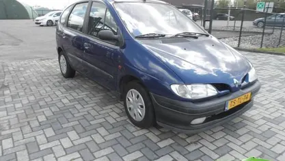 Occasion Renault Mégane 90 PK (66 kW) 1998 MPV