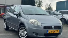 Grijs Gebruikt 2008 Fiat Grande Punto Dynamic Hatchback | € 2.850 (Eerlijke prijs)