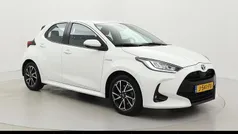 Wit Gebruikt 2020 Toyota Yaris Hybrid Edition Hatchback | € 20.499 (Eerlijke prijs)