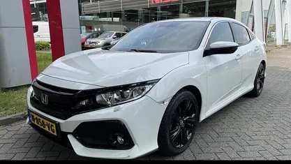 Wit Gebruikt 2018 Honda Civic Elegance Hatchback | € 17.440 (Eerlijke prijs)