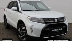 Wit Nieuw 2025 Suzuki Vitara Style SUV | € 31.995 (Eerlijke prijs)