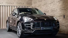 Zwart, metallic lak Gebruikt 2014 Porsche Macan Turbo SUV | € 39.950 (Goede deal)