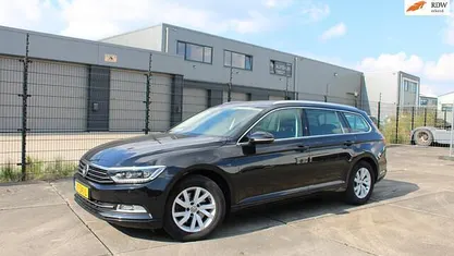 Occasion 2019 VW Passat Comfortline Stationwagen | € 11.900 (Goede deal)