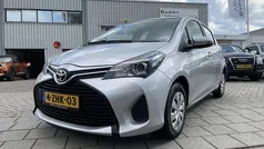 Gebruikt 2015 Toyota Yaris Hatchback | € 10.950 (Eerlijke prijs)