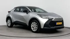 Grijs Gebruikt 2024 Toyota C-HR Active SUV | € 31.999 (Super prijs)