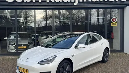 Occasion Tesla Model 3 Long Range AWD 366 kW (498 PK) 2019 Sedan