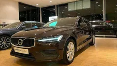 Bruin Gebruikt 2019 Volvo V60 Momentum Stationwagen | € 25.900 (Goede deal)