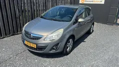 Bruin Gebruikt 2013 Opel Corsa Hatchback | € 6.450 (Eerlijke prijs)