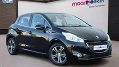 Zwart Gebruikt 2013 Peugeot 208 Hatchback | € 6.950 (Eerlijke prijs)