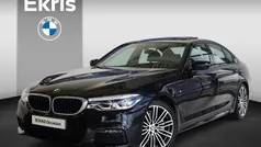 Zwart Gebruikt 2019 BMW 520 M Sport Sedan | € 31.900 (Eerlijke prijs)