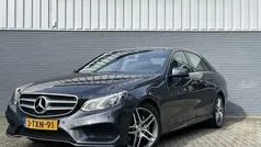 Grijs, metallic lak Gebruikt 2014 Mercedes E300 Style Sedan | € 23.950 (Eerlijke prijs)