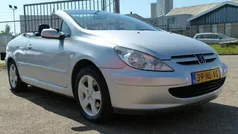 Grijs Gebruikt 2004 Peugeot 307 CC Cabriolet | € 2.250 (Eerlijke prijs)