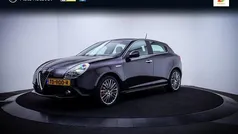 Gebruikt 2018 Alfa Romeo Giulietta Lusso Hatchback | € 17.750 (Eerlijke prijs)