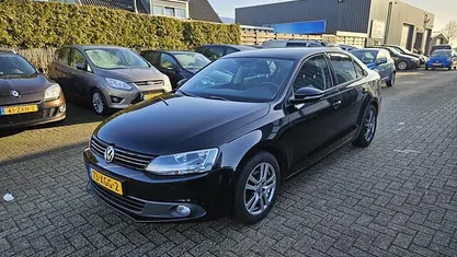 Zwart Occasion 2012 VW Jetta Comfortline Sedan | € 4.999 (Eerlijke prijs)