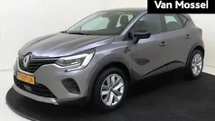 Gebruikt 2023 Renault Captur Evolution SUV | € 19.940 (Eerlijke prijs)