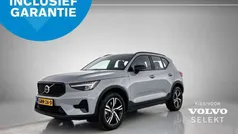 Grijs Gebruikt 2024 Volvo XC40 Plus SUV | € 44.450 (Eerlijke prijs)