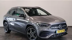 Grijs Gebruikt 2022 Mercedes GLA250 Business SUV | € 41.945 (Eerlijke prijs)