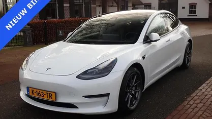 Gebruikt 2020 Tesla Model 3 Long Range AWD Sedan | € 20.900 (Eerlijke prijs)