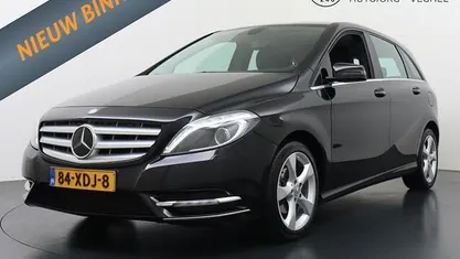 Zwart Gebruikt 2012 Mercedes B180 Ambition MPV | € 9.495 (Eerlijke prijs)
