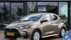 Groen Gebruikt 2023 Toyota Yaris Hybrid Active Hatchback | € 21.350 (Eerlijke prijs)