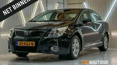 Zwart, metallic lak Gebruikt 2009 Toyota Avensis Sedan | € 5.990 (Eerlijke prijs)